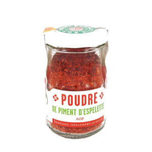 Pot de Poudre de Piment d'Espelette AOP authentique, épice basque rouge intense pour remplacer le poivre en cuisine La Carte aux Épices.